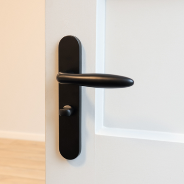 Pratona door handle black with rounded shield WC63/8 bathroom lock