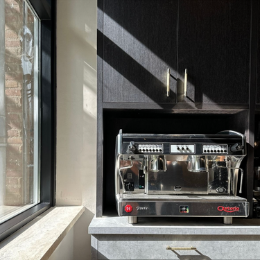 Handle ribbed matt gold 128 mm - drilling distance 96 mm