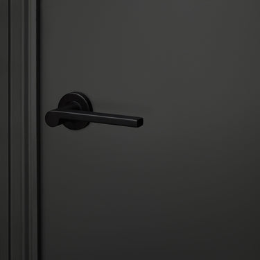 Caserta door handle black with round rosette