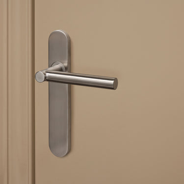 Grossetto door handle stainless steel with rounded shield