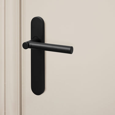 Grossetto door handle black with rounded shield