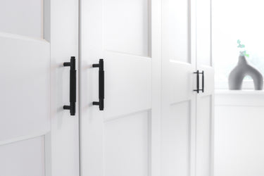 Handle Ribbed black 128 mm - Drilling distance 96 mm