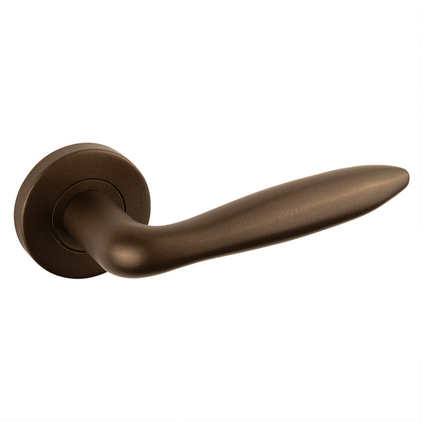 Pratona door handle bronze with round rosette