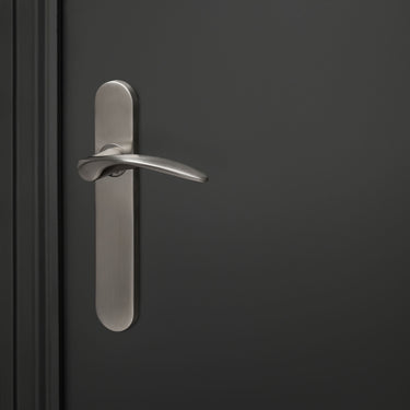 Lodini door handle stainless steel with rounded shield