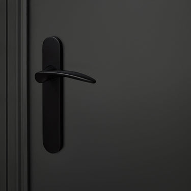 Lodini door handle black with rounded shield