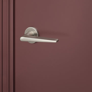 Modena door handle stainless steel with round rosette