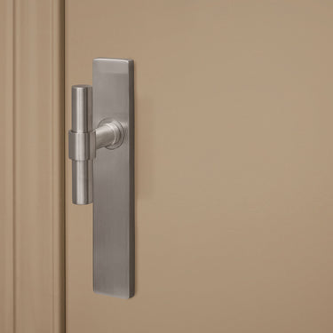 Pesaro door handle stainless steel with rectangular shield