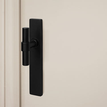 Pesaro door handle black with rectangular shield
