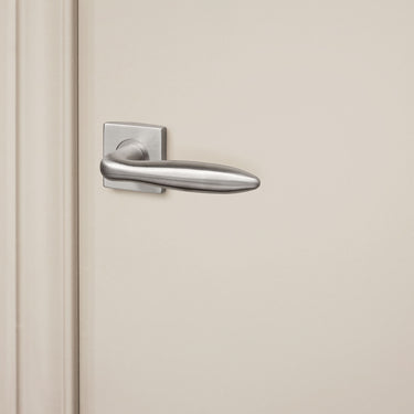 Pratona door handle stainless steel with square rosette