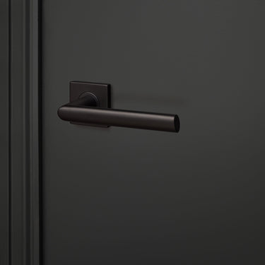 Ragusa door handle black with round rosette