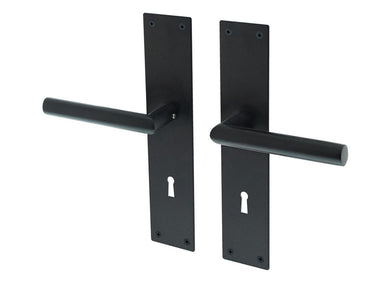 Nuoro door handle black on shield SL72